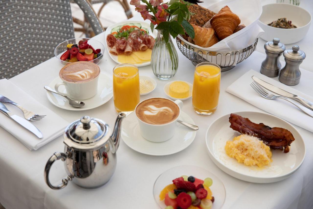 فندق ديبلومات ستوكهولم المظهر الخارجي الصورة A breakfast table