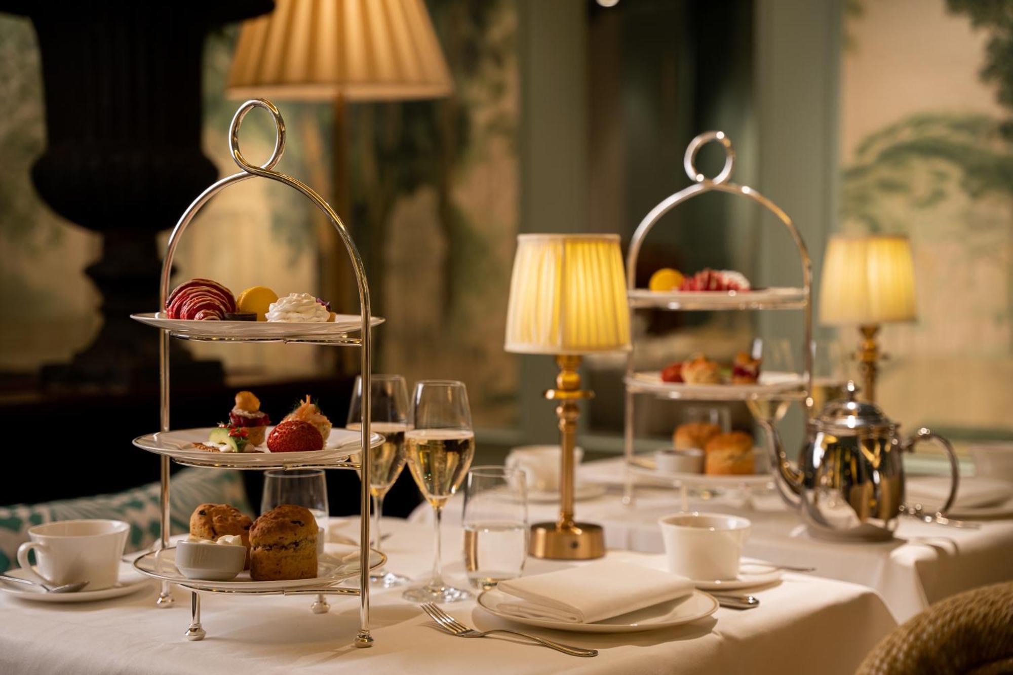 فندق ديبلومات ستوكهولم المظهر الخارجي الصورة Afternoon tea at the Ritz